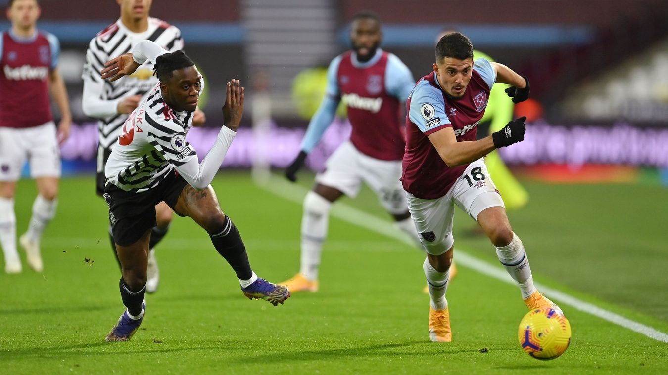Man United bước vào trận đấu gặp West Ham với không ít khó khăn. Đối thủ đang đạt phong độ cao, trong khi Quỷ đỏ vừa nhận thất bại trước PSG ở UEFA Champions League.