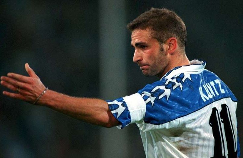 7. STEFAN KUNTZ | Kaiserslautern, Arminia Bielefeld, Bochum, Uerdingen | 179 bàn thắng trong 449 trận đấu