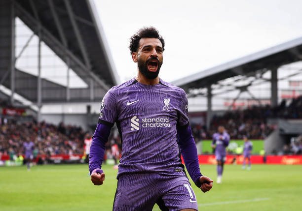 7 - Mohamed Salah. Đánh giá từ FourFourTwo: "Có thể Salah sẽ trở thành cầu thủ châu Phi vĩ đại nhất trong lịch sử."