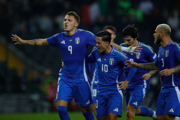 Và rốt cuộc, không chỉ giành thắng lợi, mà Azzurri còn hủy diệt đội khách với tỷ số 4-1 chung cuộc.