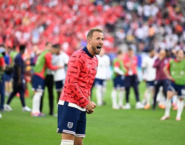 Kane là số 9 tốt nhất của tuyển Anh hiện tại.
