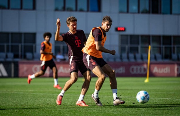 Bayern cần một trận thắng để tiếp tục nắm giữ ngôi đầu trước sự cạnh tranh của Leipzig.