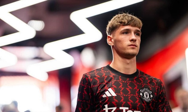 Jack Fletchet là 'của để dành' của Man Utd.