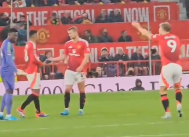 Đoạn video ghi nhận 4 cầu thủ Casemiro, Matthijs de Ligt, Andre Onana và Rasmus Hojlund.