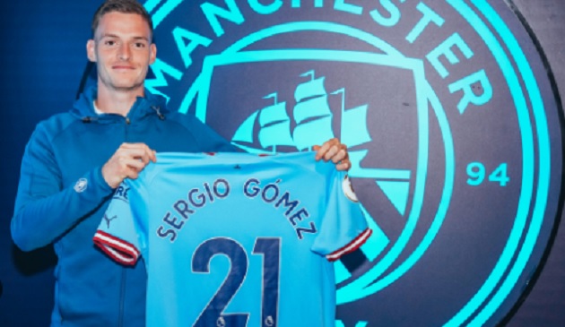 Gomez khi mới đến Man City.