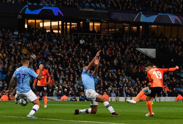 Sau 7 lần làm khách trên nước Anh trong khuôn khổ Champions League, Shakhtar vẫn chưa giành được chiến thắng nào (thua 6, hòa 1). Ở lần gần nhất hành quân đến sân của một CLB Premier League, họ đã cầm hòa được Manchester City vào năm 2019.