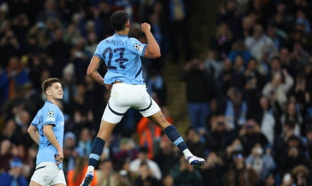 Nunes có trận đấu hay nhất kể từ khi đến với Man City.