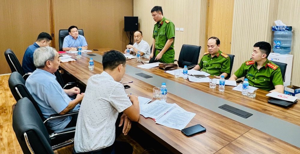 Phía VFF, VPF làm việc với Viện Khoa học Hình Sự - Bộ Công An. Ảnh: VFF.