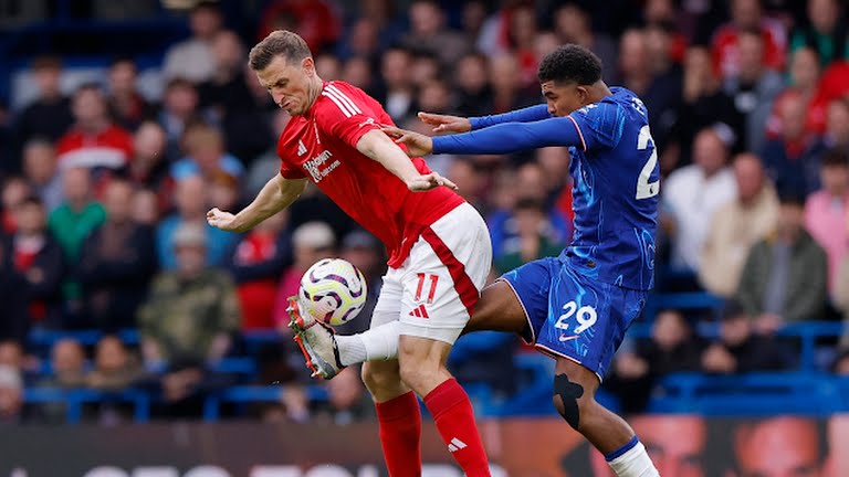 Chelsea phung phí nhiều cơ hội.