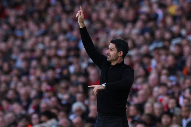 Trái với những dự đoán ban đầu, Arsenal thậm chí còn bị đội khách chọc thủng lưới trước.