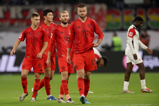 Bayern Munich bộc lộ nhiều vấn đề trong lối chơi.