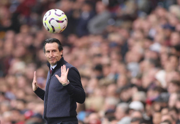 Trong 4 lần gần nhất đón tiếp Man Utd tại Premier League, Aston Villa chỉ phải nhận duy nhất một thất bại và kiếm được tổng cộng 5 điểm (thắng 1, hòa 2). Ở 16 lần đụng độ Quỷ đỏ trên sân nhà trước đó, Villa chỉ kiếm được 4 điểm.
