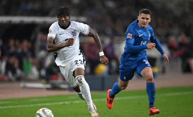 Đội tuyển Anh dễ dàng đánh bại Hy Lạp với tỷ số 3-0.