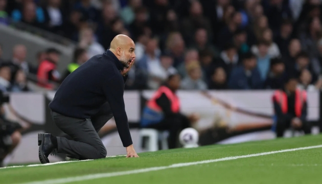 Rõ ràng những ca chấn thương đã khiến đoàn quân của Pep quá yếu đuối, mong manh.