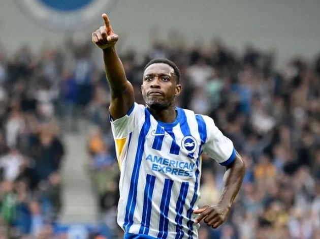 Welbeck trong màu áo Brighton.