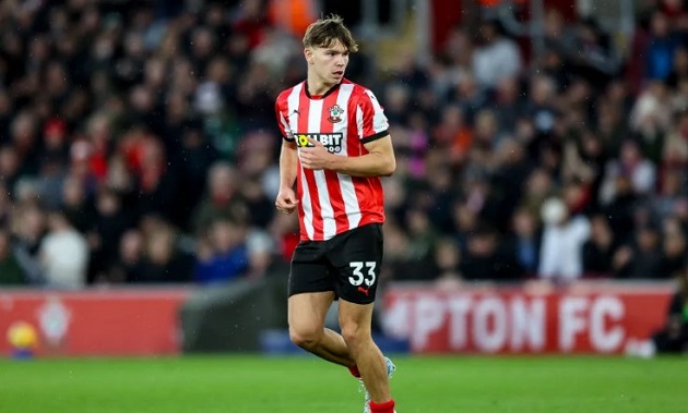 Dibling đang chơi khá lên chân tại Southampton.