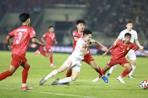 Tuyển Việt Nam chưa hoàn thiện.