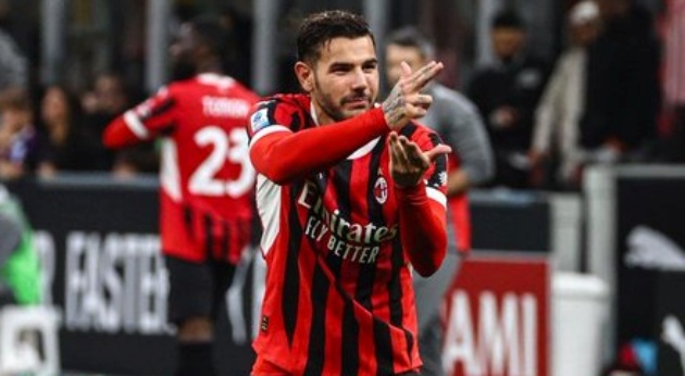 Ngôi sao Theo Hernandez.