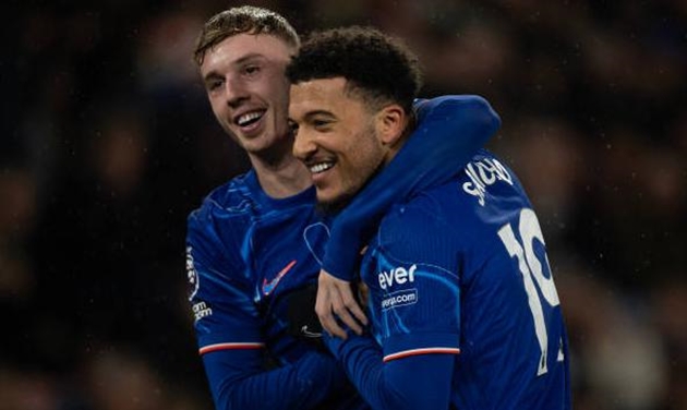 Jadon Sancho đang dần tìm lại niềm vui chơi bóng trong màu áo Chelsea.
