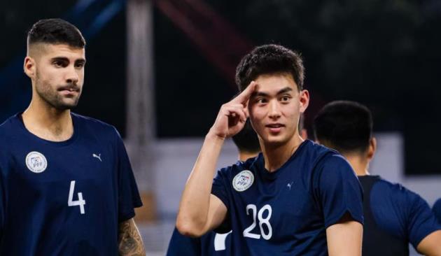 Philippines gặp áp lực phải có điểm.