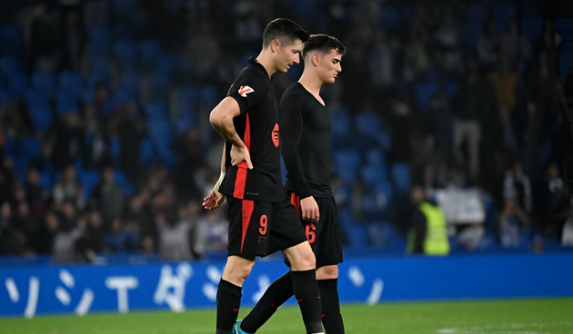 Gavi chỉ trích Lewandowski sau trận thua