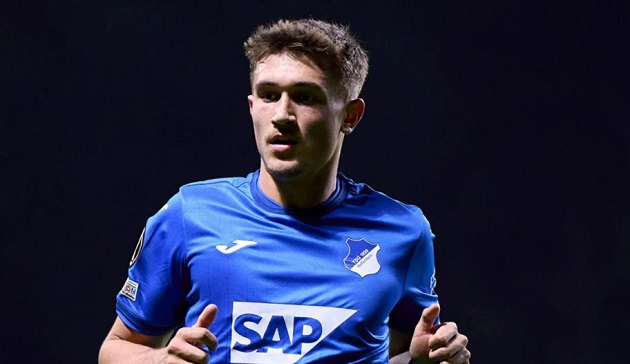 Bischof nhận được sự quan tâm từ nhiều ông lớn.