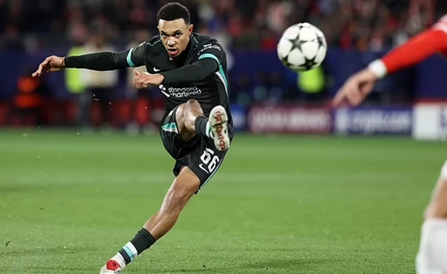 Real Madrid đang tăng cường sự quan tâm đối với Alexander-Arnold.