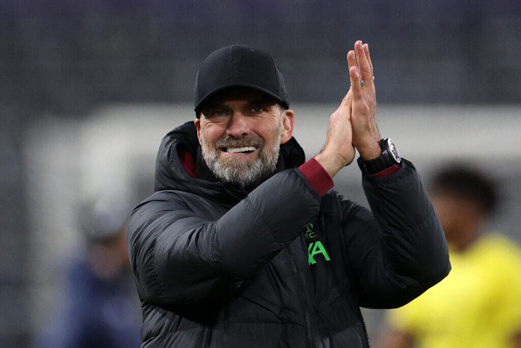 Klopp rời Liverpool.