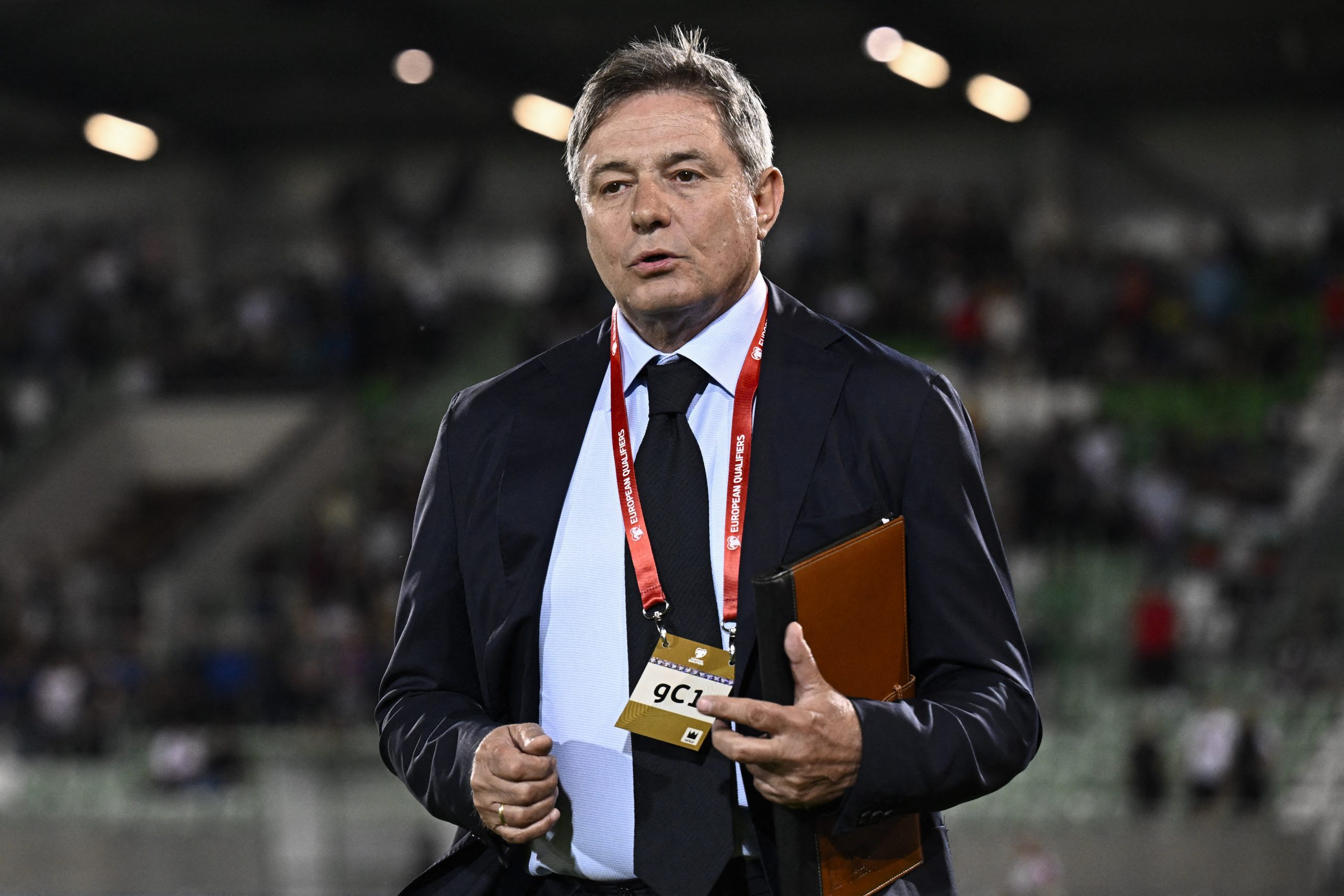 Stojkovic không nhận thua trước Anh.