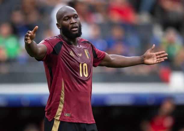 Romelu Lukaku bỏ lỡ nhiều cơ hội ngon ăn.