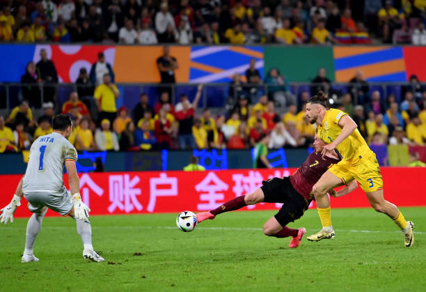 Lần đầu tiên trong lịch sử EURO, mới xuất hiện một bảng đấu mà cả 4 đội đều bằng điểm trước khi bước vào lượt trận cuối cùng.