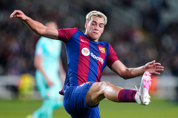 Marc Guiu lọt vào mắt xanh của một vài đội bóng lớn.