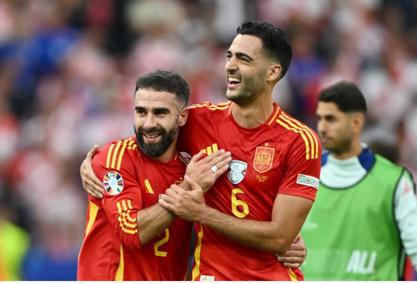 Cầu thủ 28 tuổi được biết đến như một trong những cỗ máy đánh chặn hay nhất La Liga nhờ khả năng đọc tình huống tốt và tranh chấp mạnh mẽ.