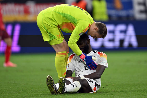 Khả năng ra sân của Antonio Rudiger còn bỏ ngỏ.