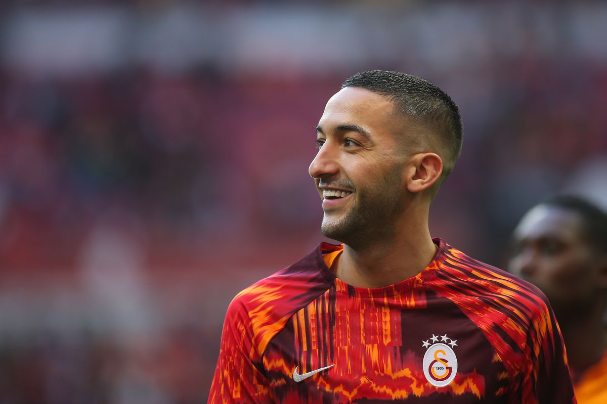 Ziyech chia tay Chelsea.
