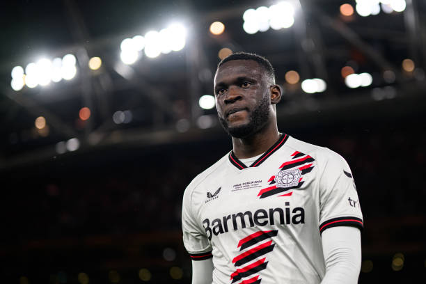 Victor Boniface ngồi ngoài trong trận đấu mới đây của Nigeria.