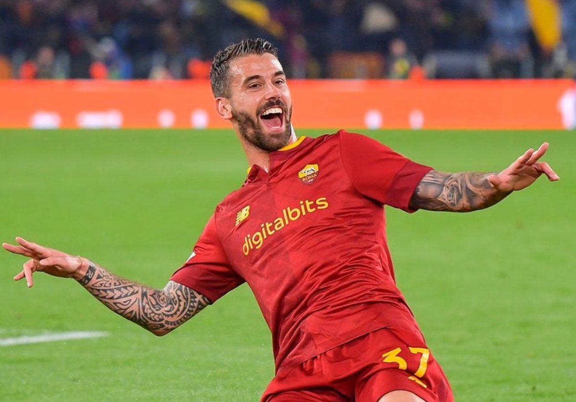 Napoli quan tâm đến Spinazzola.