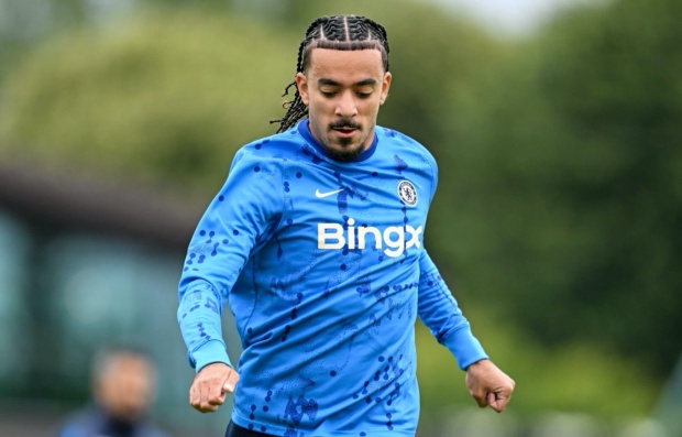 Vị chiến lược gia người Italy là ứng viên hoàn hảo nếu xét theo nguyện vọng đó. Sự gắn bó và học hỏi với triết lý Pep Guardiola trong thời gian cộng tác tại Man City đã đóng vai trò quan trọng trong suy nghĩ của Maresca. Với Maresca, kỷ nguyên mới dần hình thành.