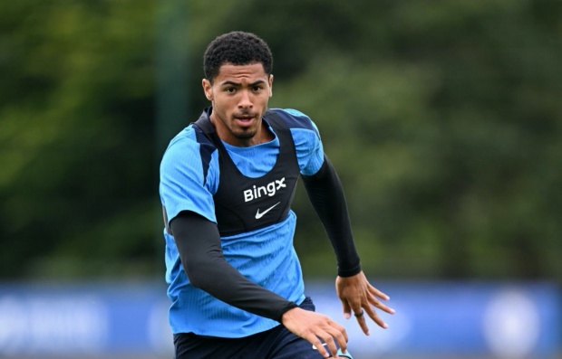 Chelsea được cho là trả khoảng 10 triệu bảng phí bồi thường hợp đồng Leicester City. Bất chấp mức giá đắt đỏ, Maresca được coi là phương án lý tưởng. Giờ thì ông hứa hẹn sẽ giúp The Blues lấy lại vị thế.