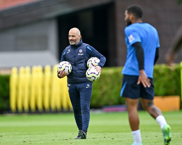 Như mọi CLB tại Premier League, cựu HLV Leicester City bắt đầu làm việc với nhóm cầu thủ không dự EURO hoặc Copa America hè này.