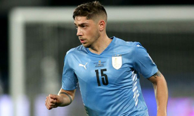Valverde là ngòi nổ của Uruguay.