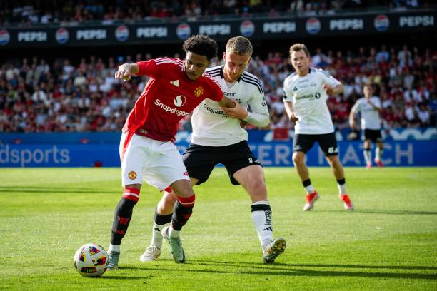 Tất nhiên, sau thất bại dưới tay Rosenborg, thầy trò HLV Erik Ten Hag đã được dự đoán sẽ tiếp tục gặp khó khăn trước ông lớn Scotland.