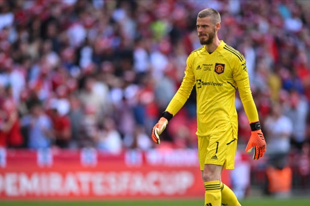 David De Gea chia tay M.U vào mùa hè năm ngoái.