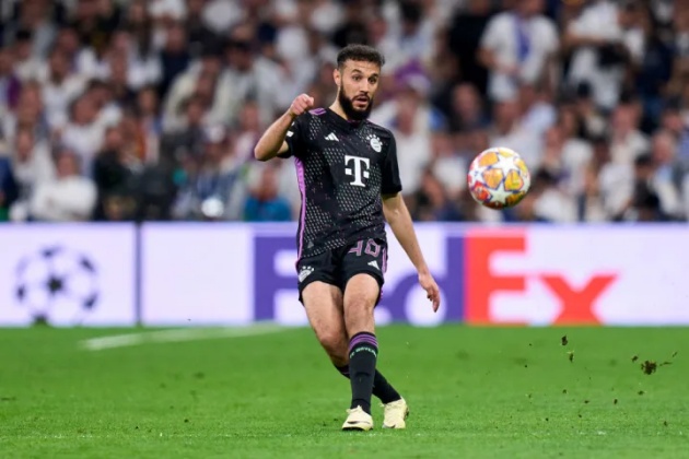 Hậu vệ Mazraoui của Bayern.