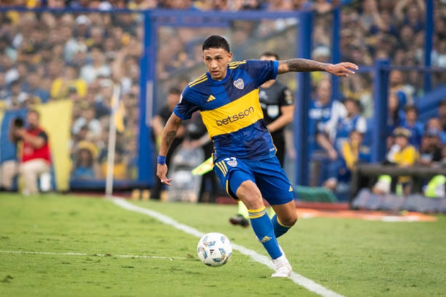 Ezequiel Fernandez lọt vào tầm ngắm của Arsenal.