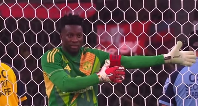 Onana ở trận đấu Arsenal.