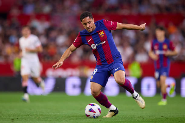 Được HLV Hansi Flick trao cơ hội đá chính, bản hợp đồng trị giá 40 triệu euro của Barca hầu như không để lại bất kỳ dấu ấn nào trong khoảng 45 phút góp mặt trên sân.