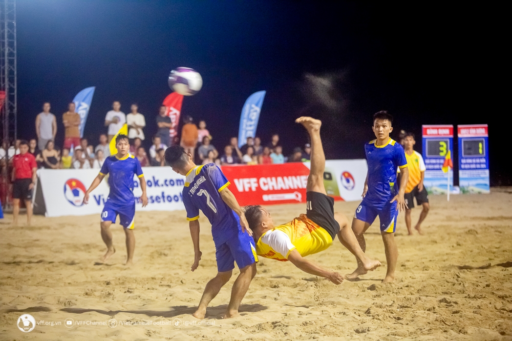Giải Bóng đá Bãi biển VĐQG 2024 khai mạc hôm nay 5/7. Ảnh: VFF.
