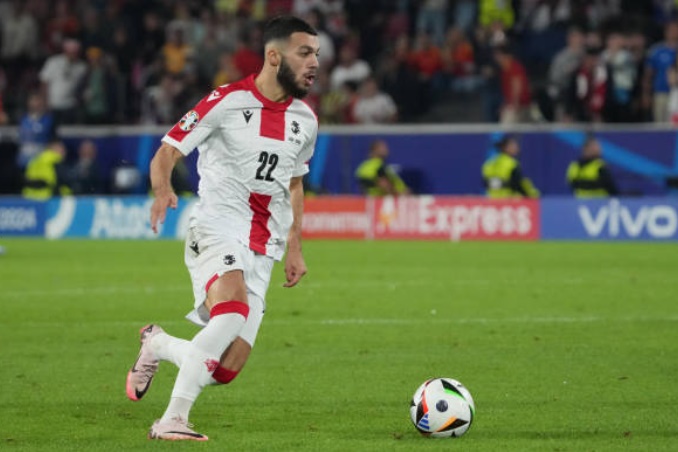 2. Georges Mikautadze (3 bàn, 1 kiến tạo - 347 phút). Tiền đạo của Gruzia đã có một kỳ EURO đáng nhớ.