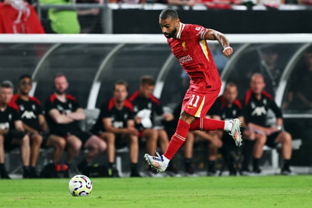 Mohamed Salah khiến Liverpool cảm thấy khó xử.